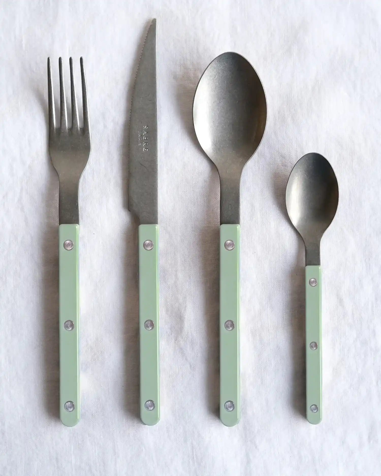 Sabre Paris Bistrot Vintage 24-piece stainless steel cutlery set with nylon handles - Buy now on ShopDecor - Discover the best products by SABRE PARIS design