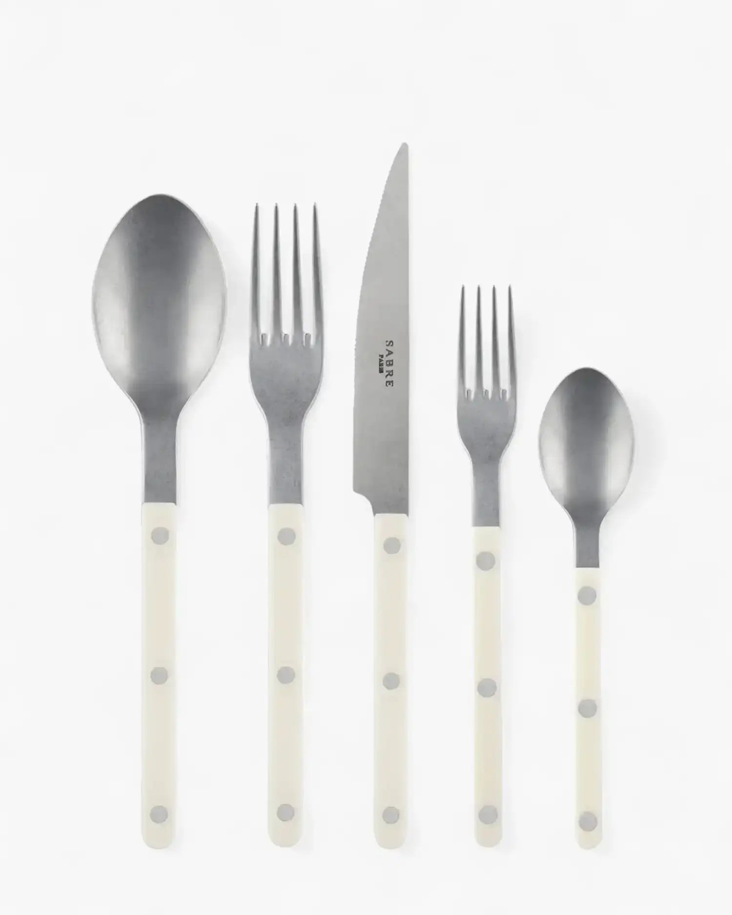 Sabre Paris Bistrot Vintage 5-piece stainless steel cutlery set with nylon handles Sabre Paris Ivory - Buy now on ShopDecor - Discover the best products by SABRE PARIS design