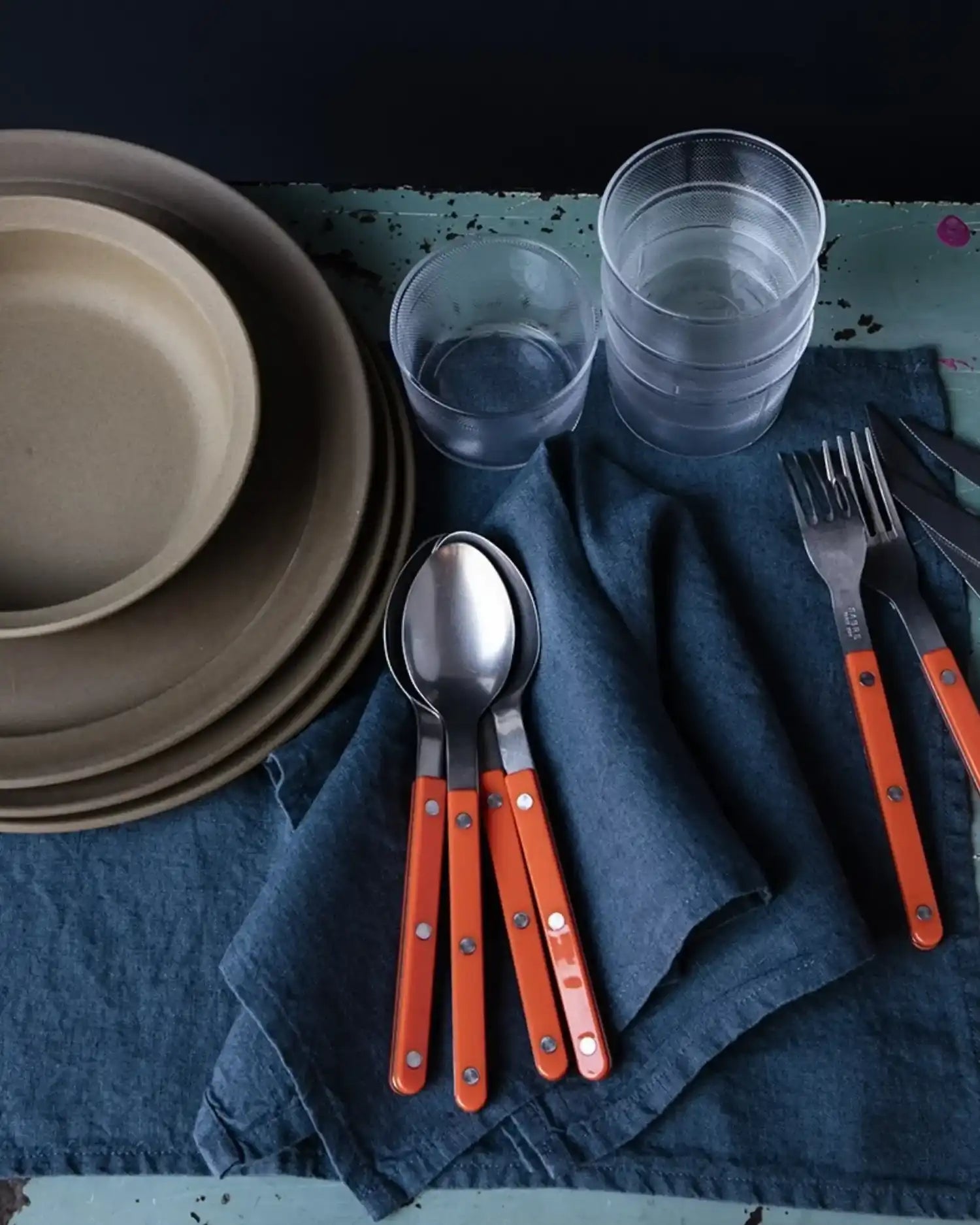 Sabre Paris Bistrot Vintage 5-piece stainless steel cutlery set with nylon handles - Buy now on ShopDecor - Discover the best products by SABRE PARIS design