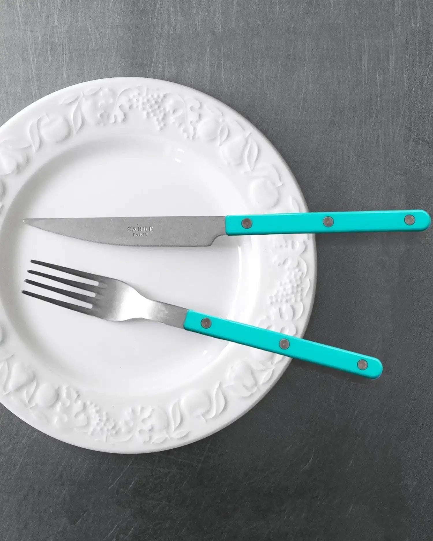 Sabre Paris Bistrot Vintage 5-piece stainless steel cutlery set with nylon handles - Buy now on ShopDecor - Discover the best products by SABRE PARIS design