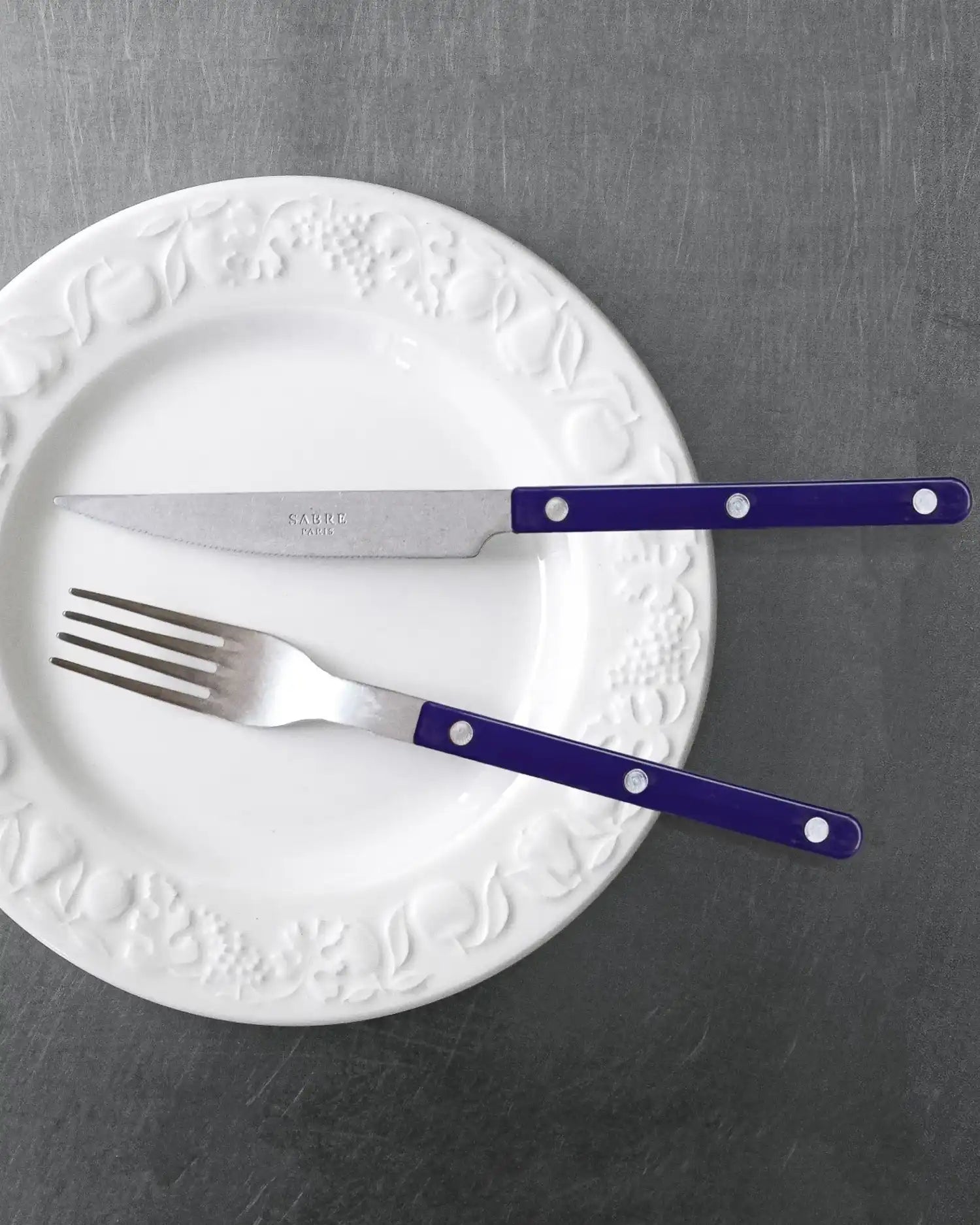 Sabre Paris Bistrot Vintage 5-piece stainless steel cutlery set with nylon handles - Buy now on ShopDecor - Discover the best products by SABRE PARIS design