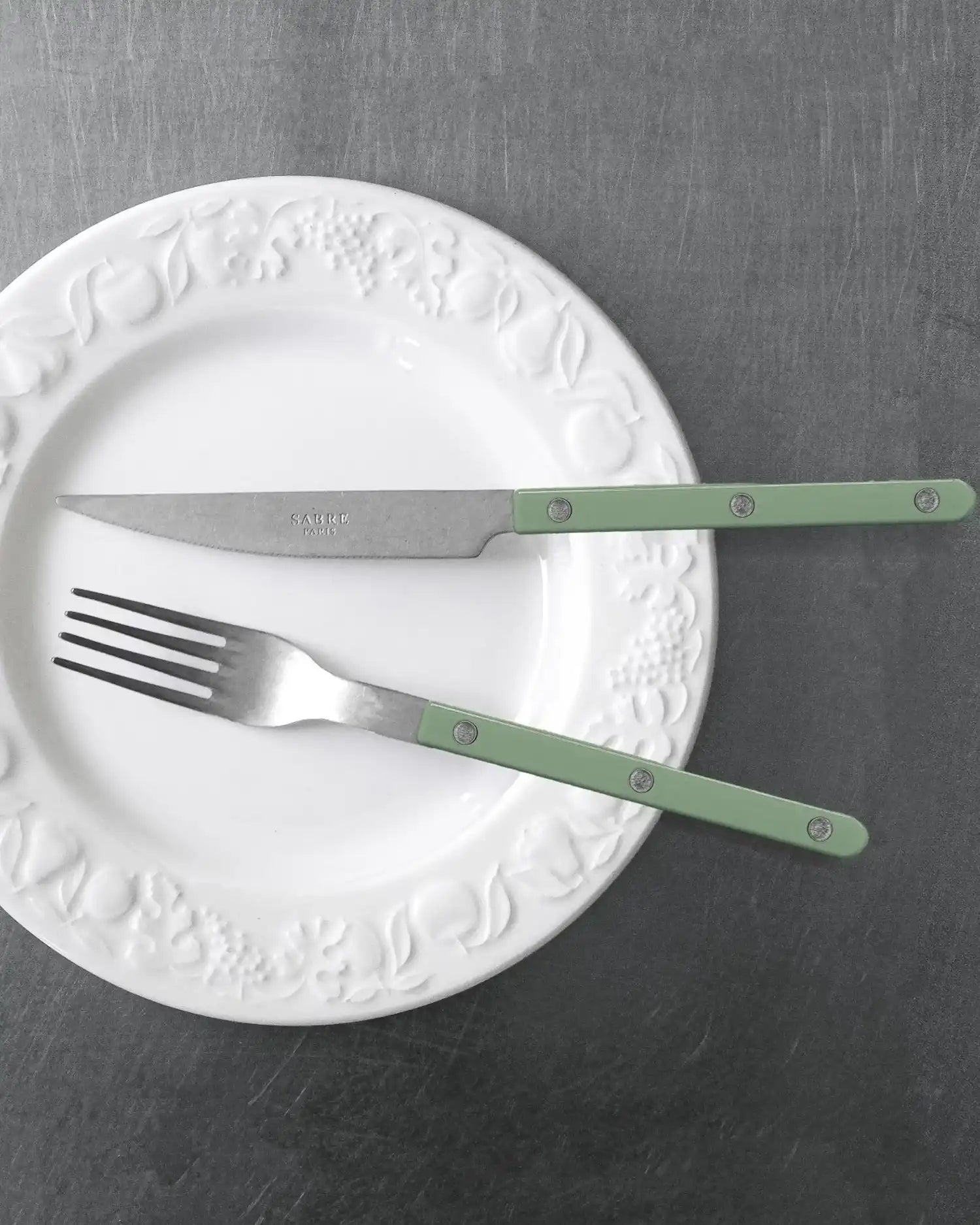 Sabre Paris Bistrot Vintage 5-piece stainless steel cutlery set with nylon handles - Buy now on ShopDecor - Discover the best products by SABRE PARIS design