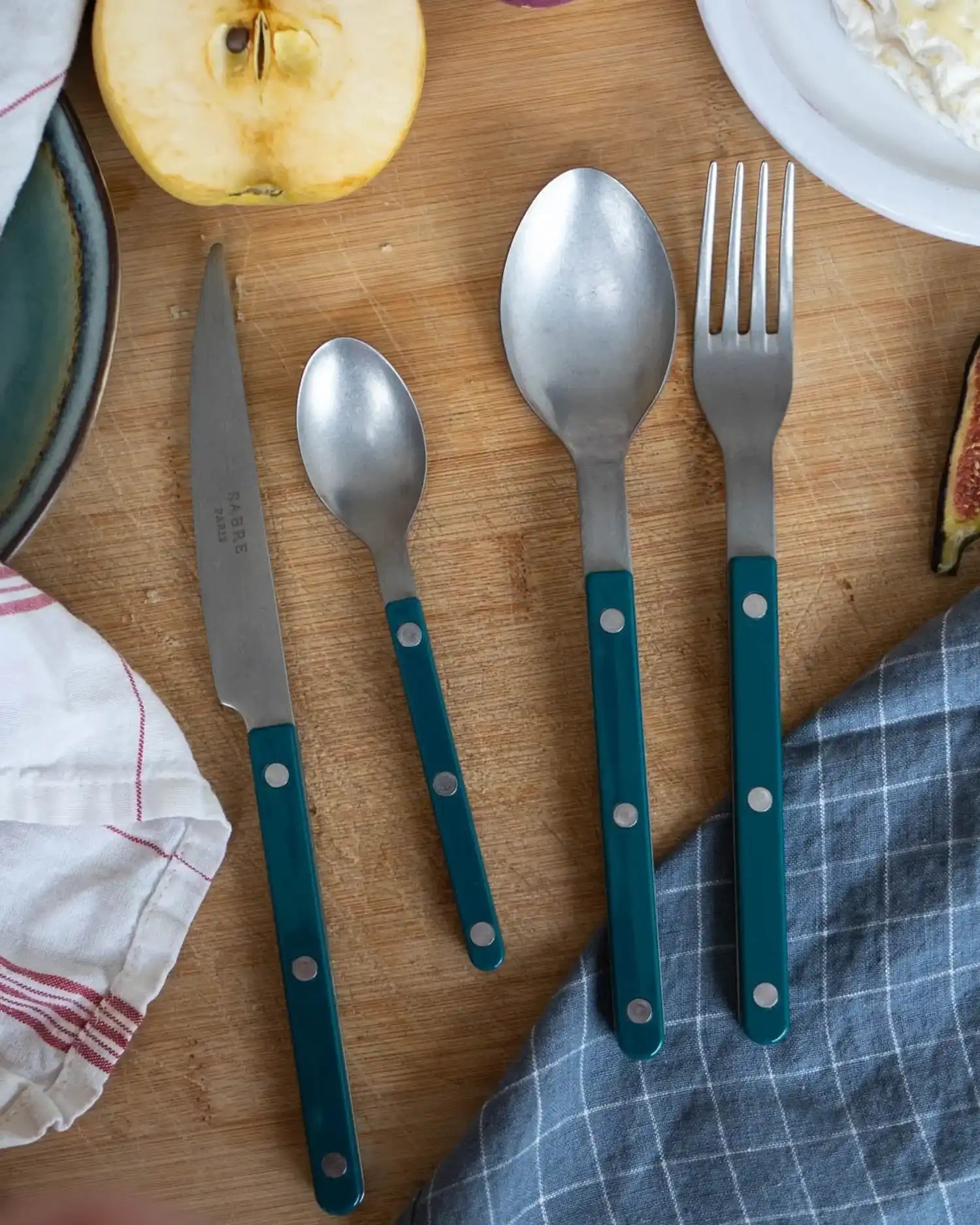 Sabre Paris Bistrot Vintage 5-piece stainless steel cutlery set with nylon handles - Buy now on ShopDecor - Discover the best products by SABRE PARIS design