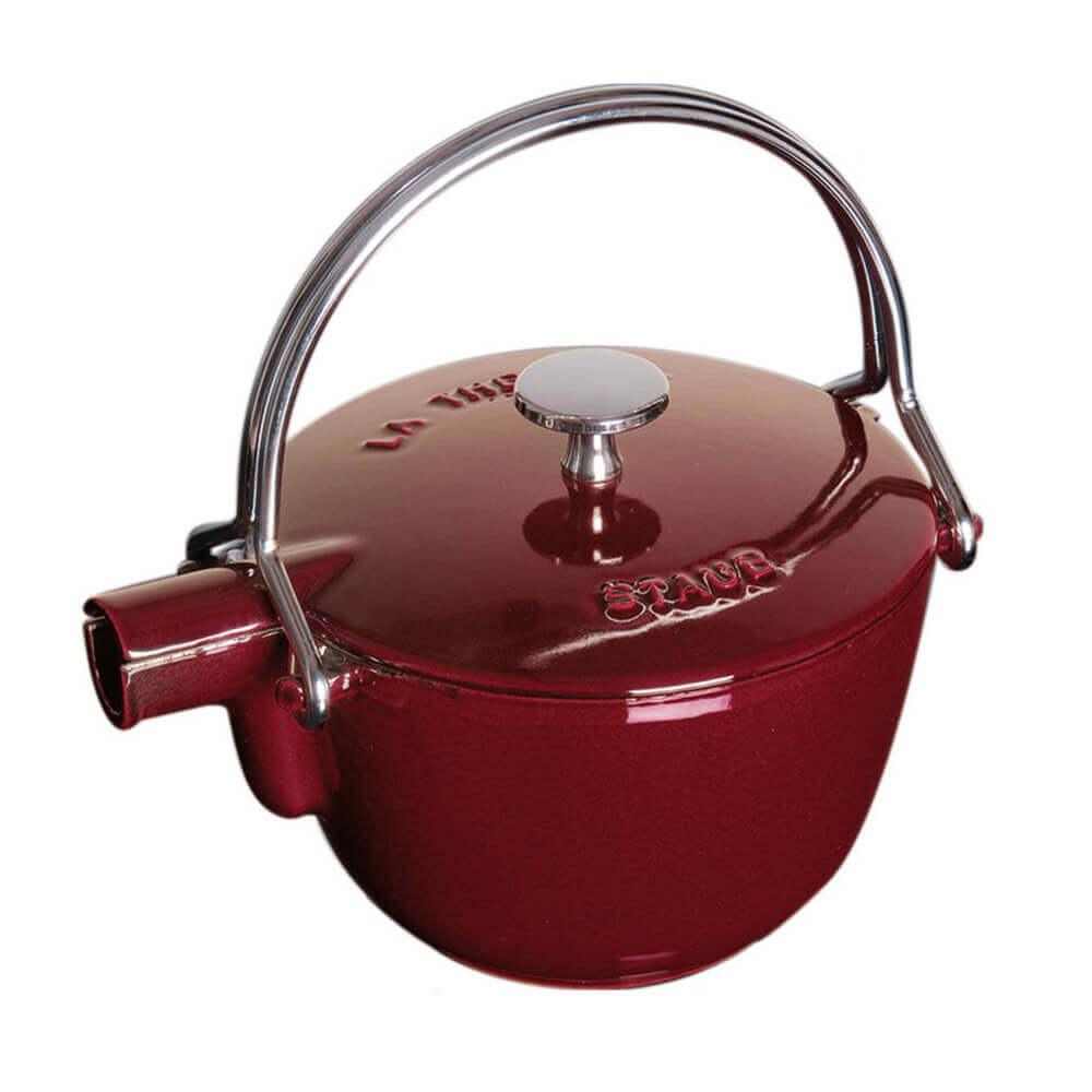 Staub Teapot/Kettle Round cast iron diam.16,5 cm Staub Garnet Red - Buy now on ShopDecor - Discover the best products by STAUB design