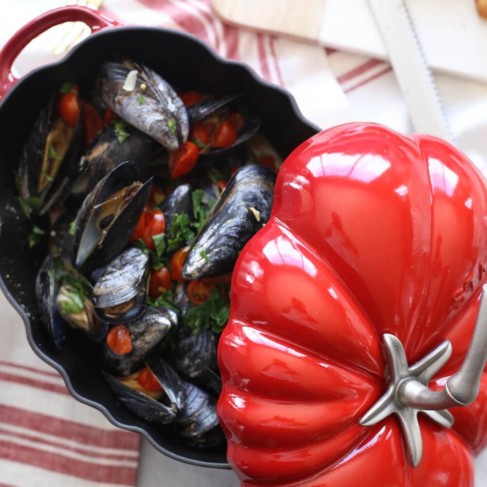 Staub Tomato Cocotte diam.25 cm Cherry - Buy now on ShopDecor - Discover the best products by STAUB design