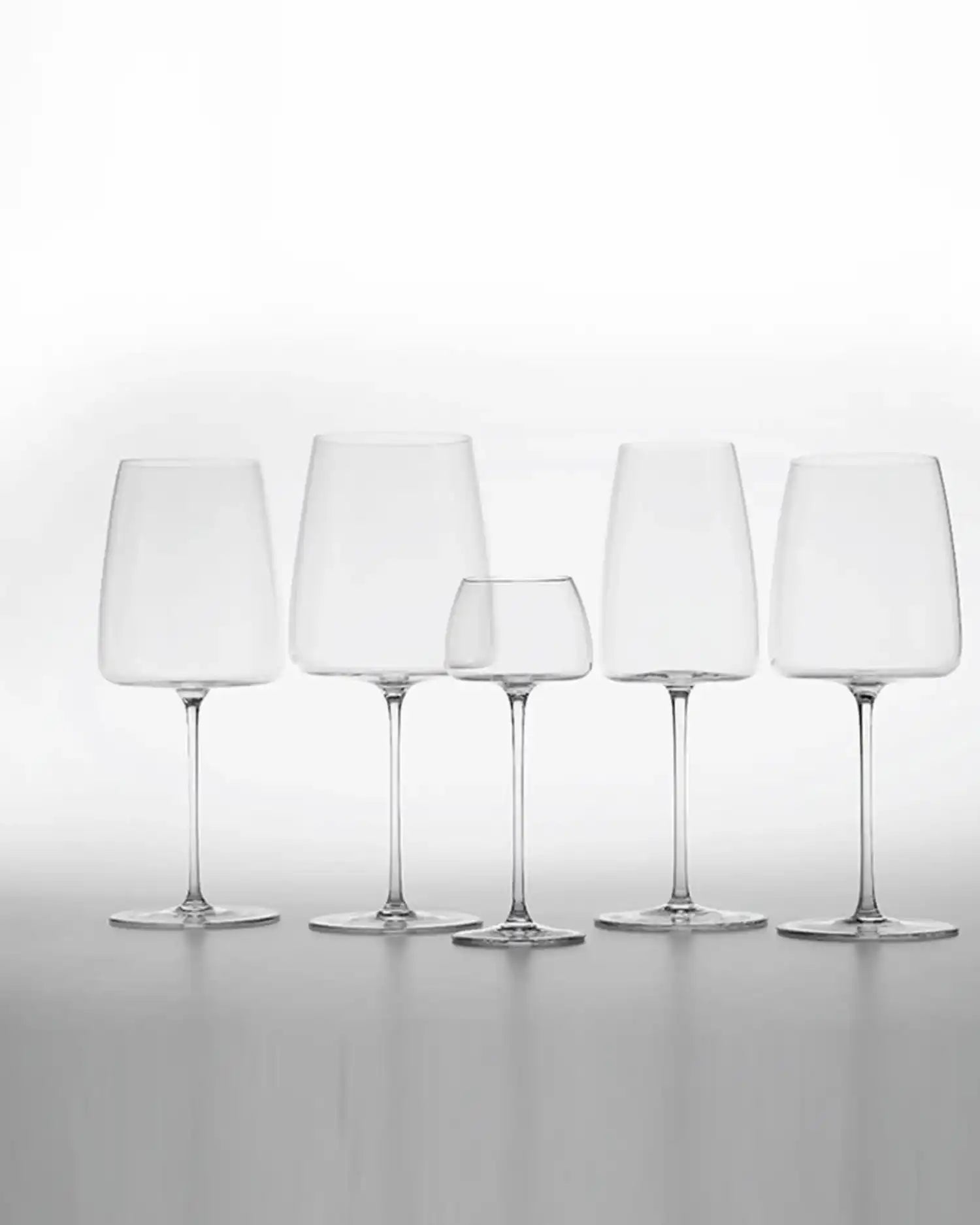 Zafferano Ultralight glass for important aged red wines - Buy now on ShopDecor - Discover the best products by ZAFFERANO design