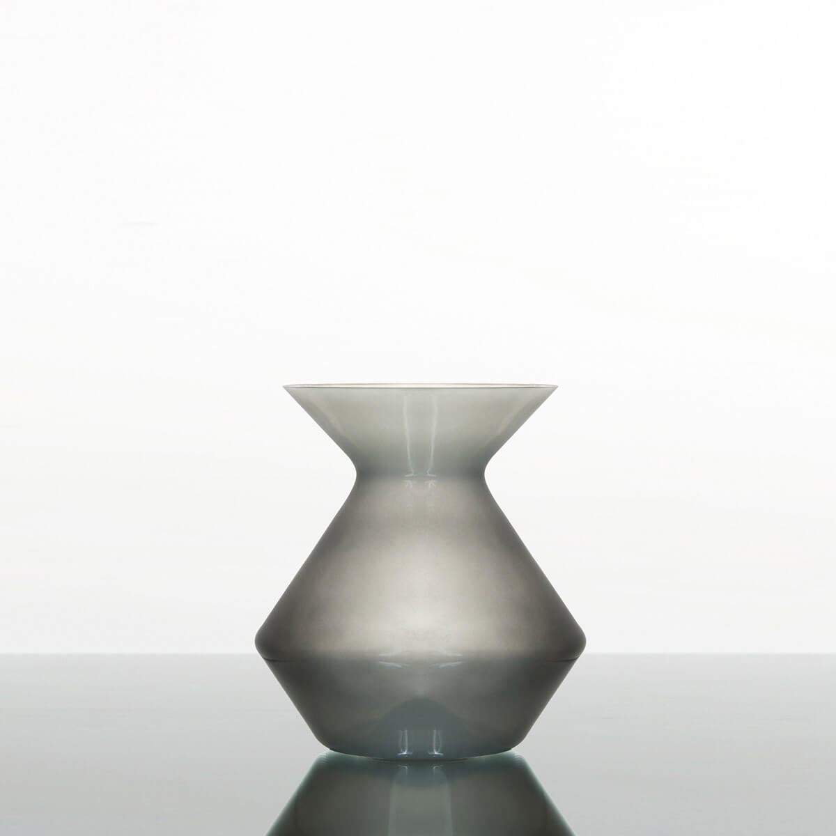 Zalto Spittoon 50 - capacity: 610 ml. Grey - Buy now on ShopDecor - Discover the best products by ZALTO GLASPERFEKTION design