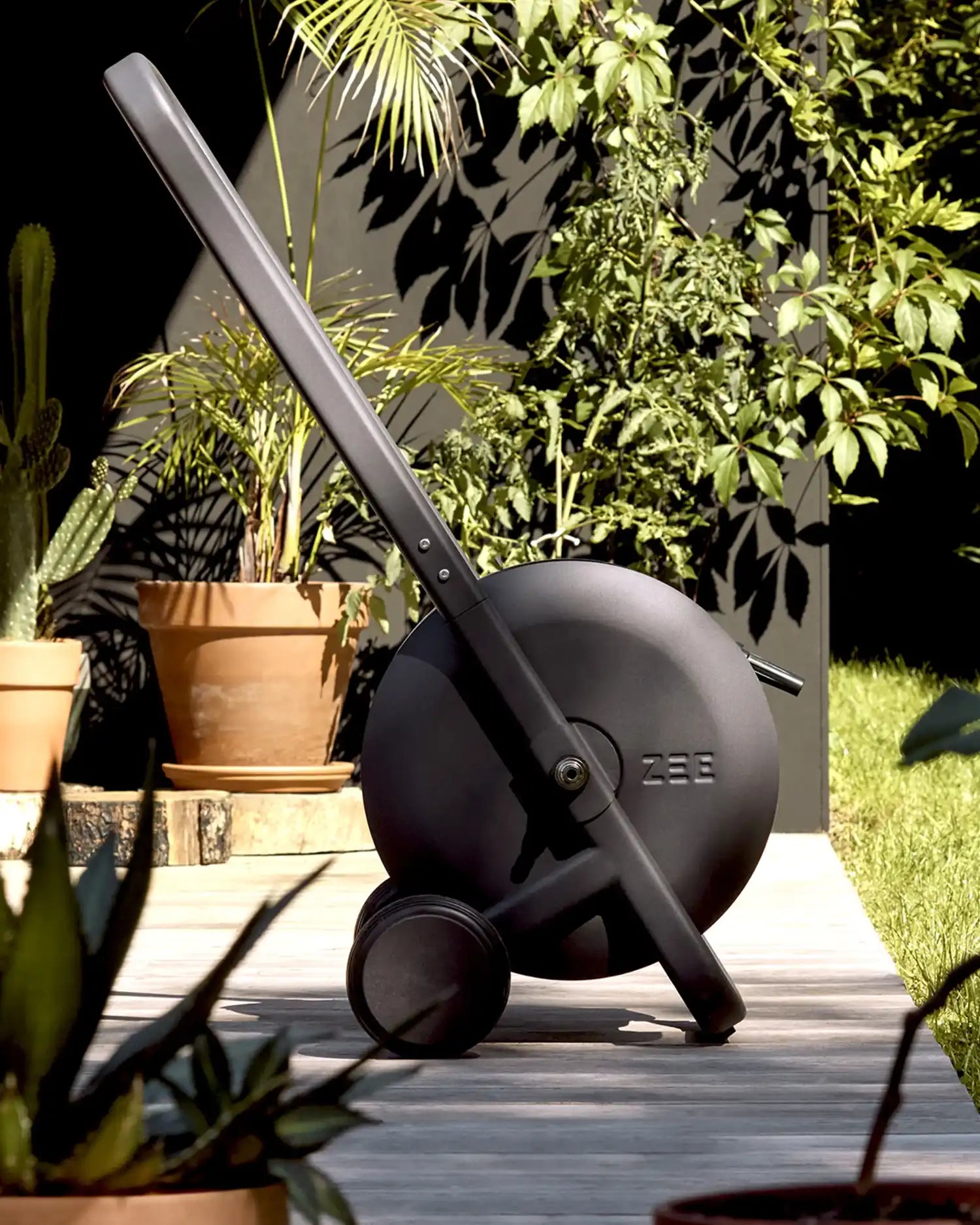 Zee Tasman hose trolley 50 mt - 165 ft - Buy now on ShopDecor - Discover the best products by ZEE design